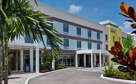 Home2 Suites By Hilton Naples I-75 Pine Ridge Road