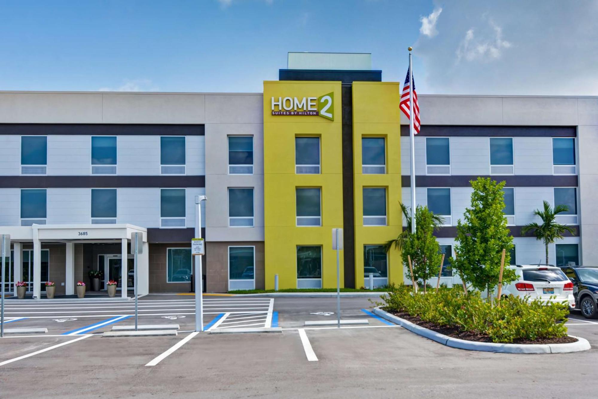 Home2 Suites By Hilton Naples I-75 Pine Ridge Road Exterior photo